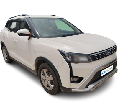 Mahindra XUV300-img